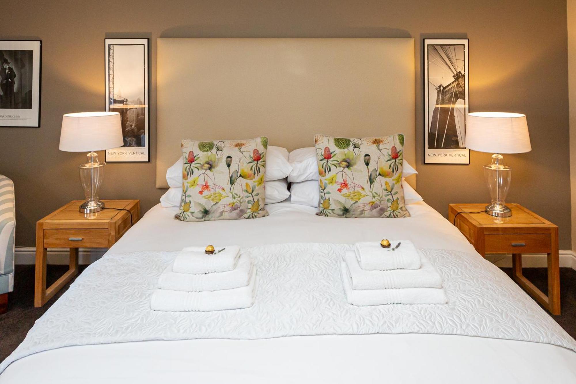 Pictures Guest House Boutique Hotel Oudtshoorn Exterior foto