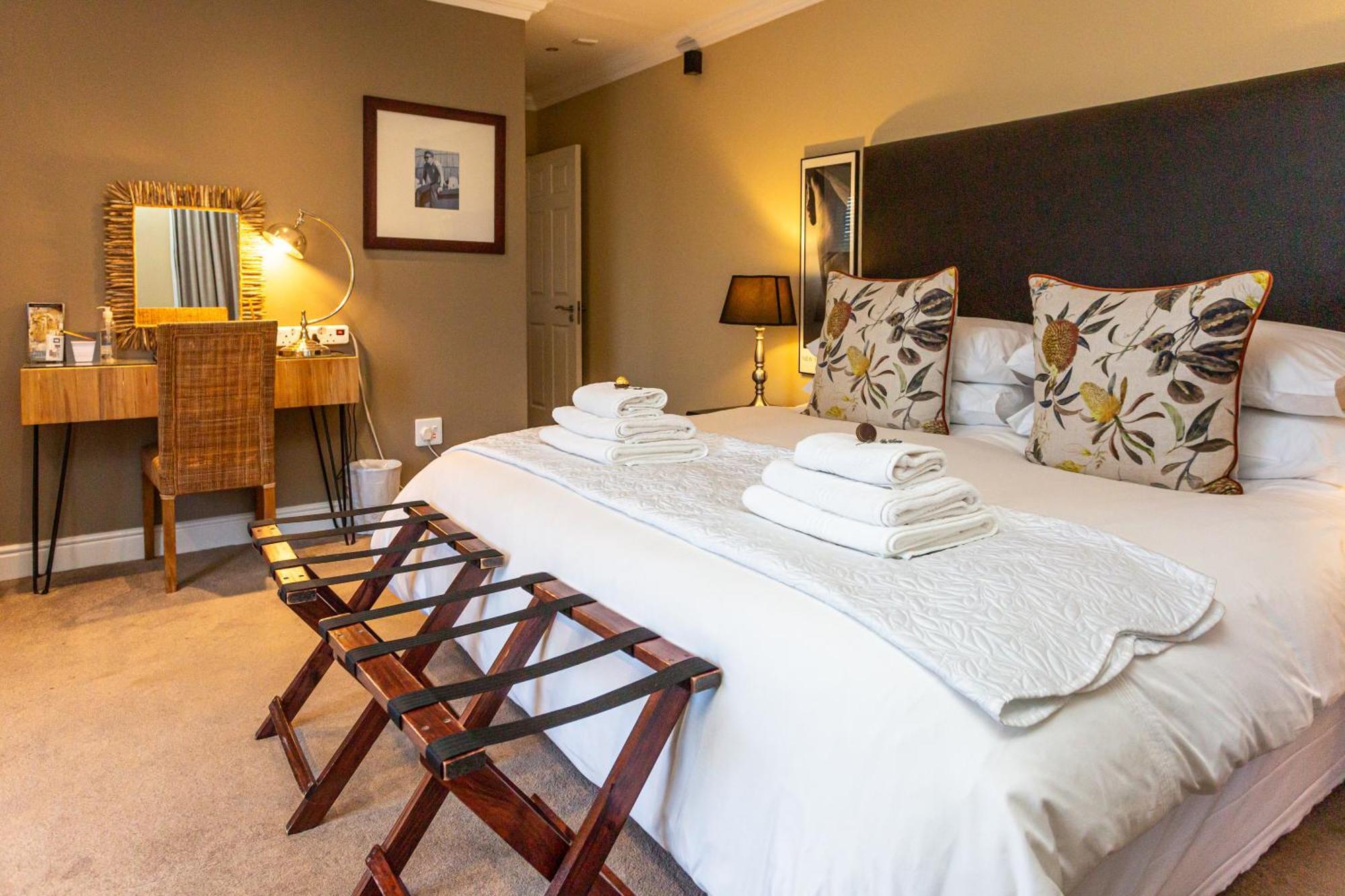 Pictures Guest House Boutique Hotel Oudtshoorn Exterior foto