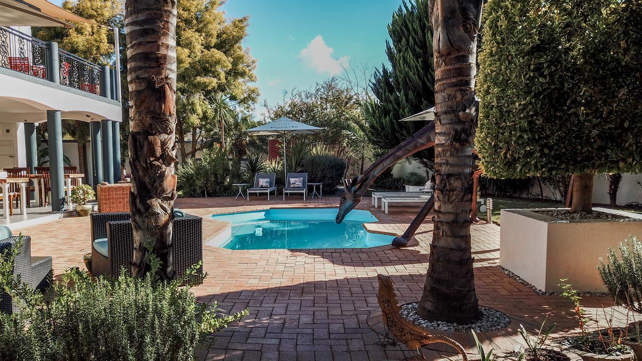 Pictures Guest House Boutique Hotel Oudtshoorn Exterior foto
